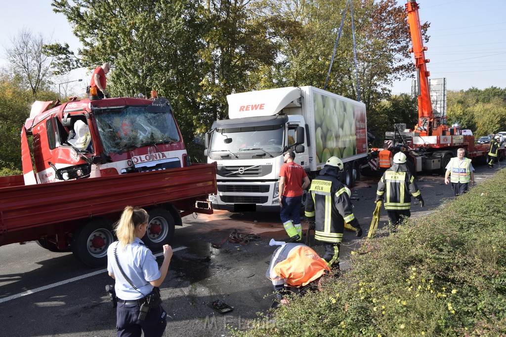 Schwerer VU PKlemm A 57 Rich Innenstadt Hoehe Koeln Chorweiler P152.JPG - Miklos Laubert